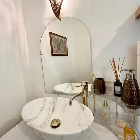 Appt De Charme - 15 Eme Apartamento